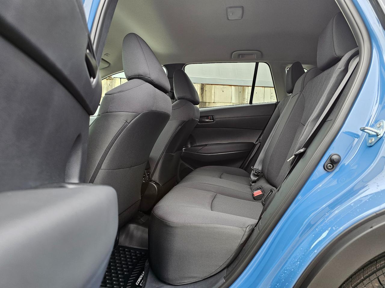 2026 Toyota Corolla Cross LE 4dr Front-Wheel Drive Photo