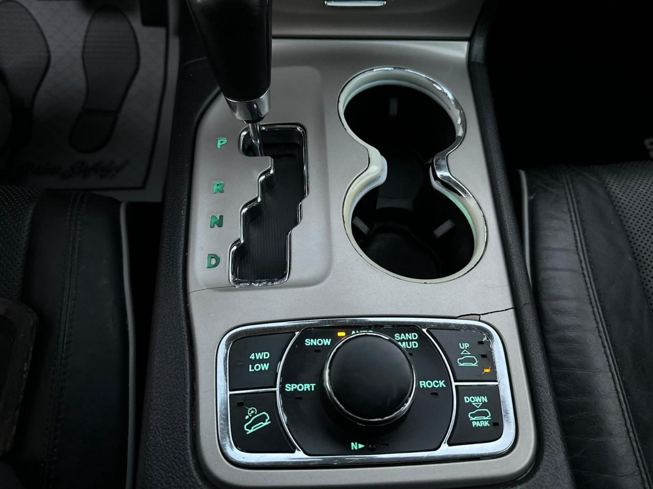 2013 Jeep Grand Cherokee 4WD 4dr Overland Photo