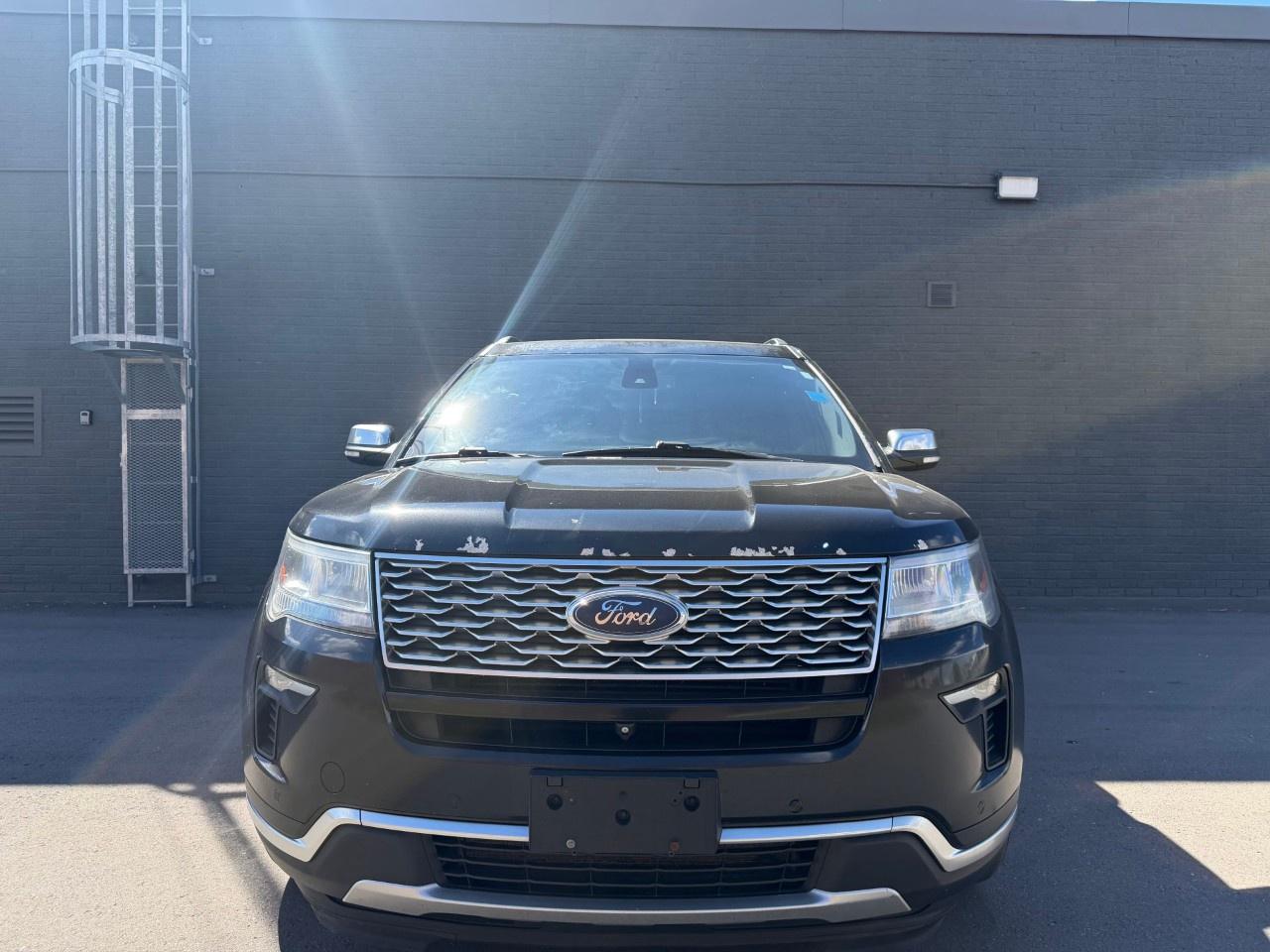 2018 Ford Explorer Platinum 4WD Photo5