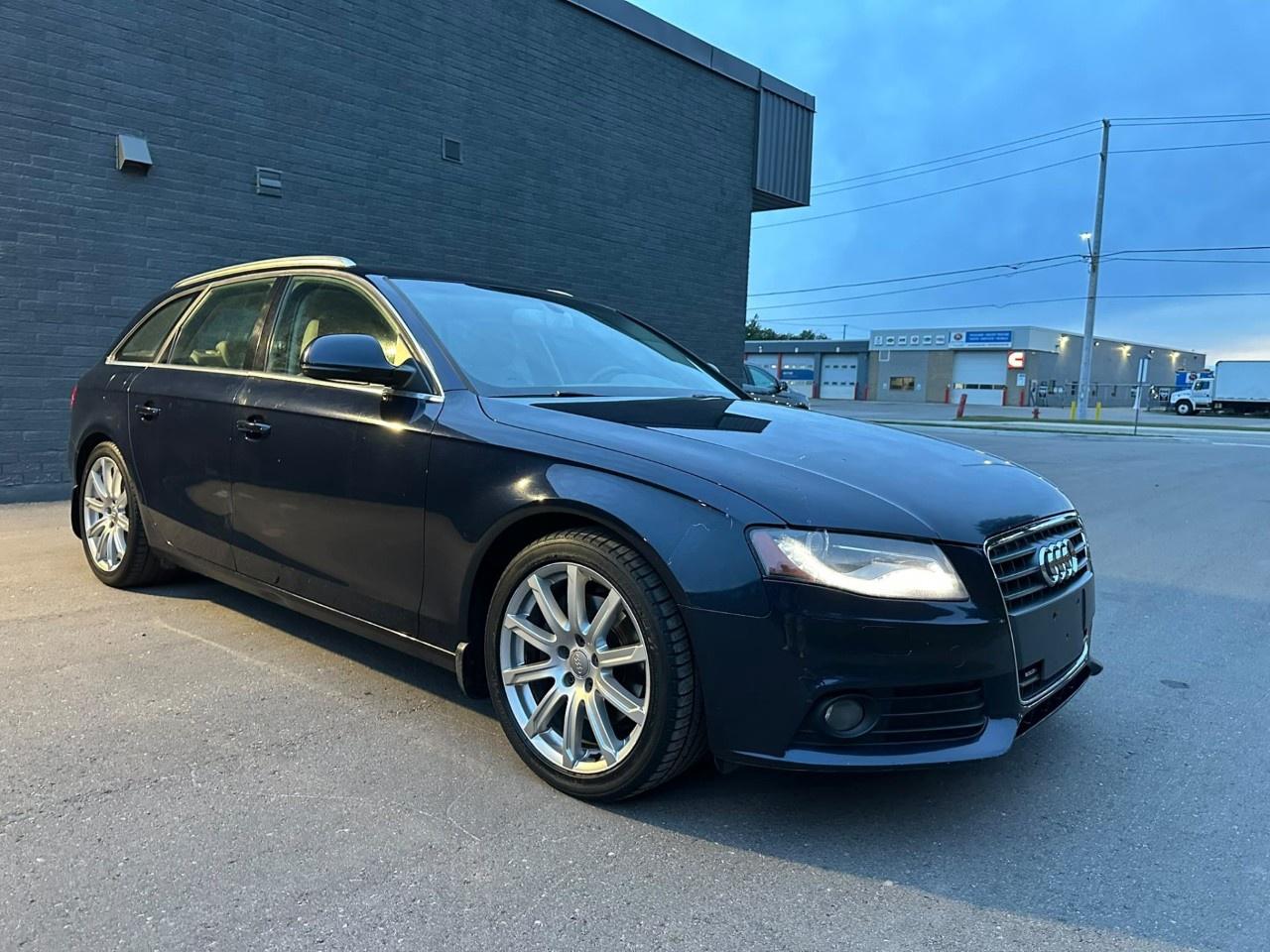 2009 Audi A4 4dr Wgn Auto 2.0T quattro Premium Photo