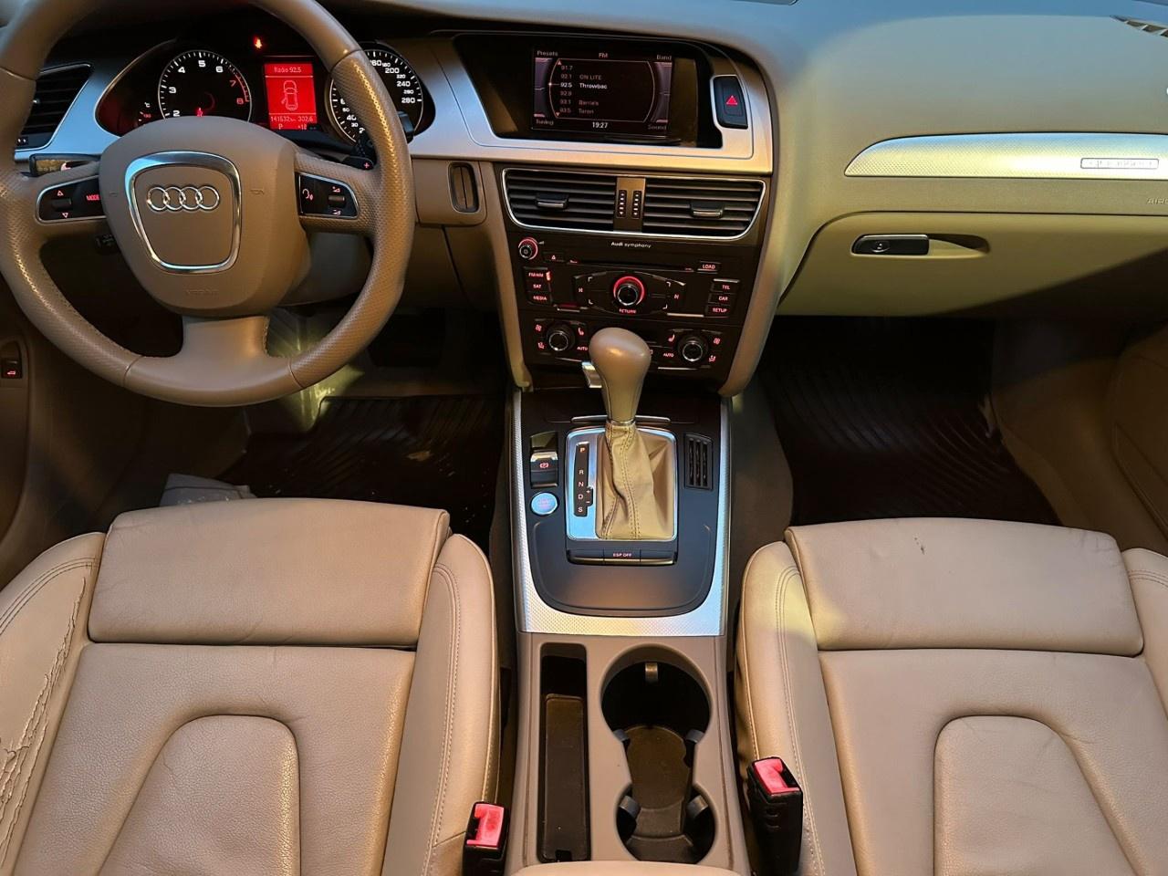 2009 Audi A4 4dr Wgn Auto 2.0T quattro Premium Photo