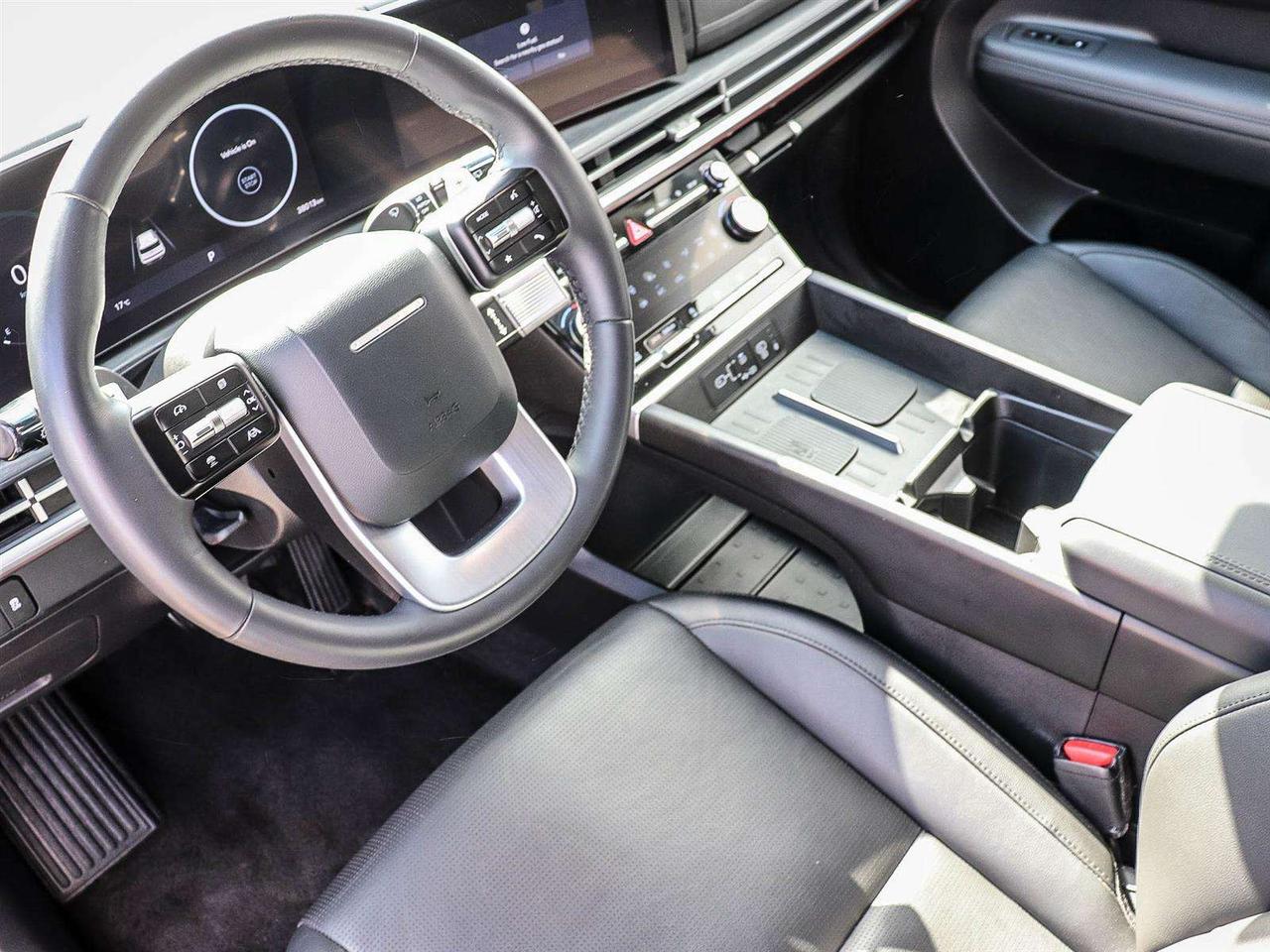 2025 Hyundai Santa Fe Luxury Photo