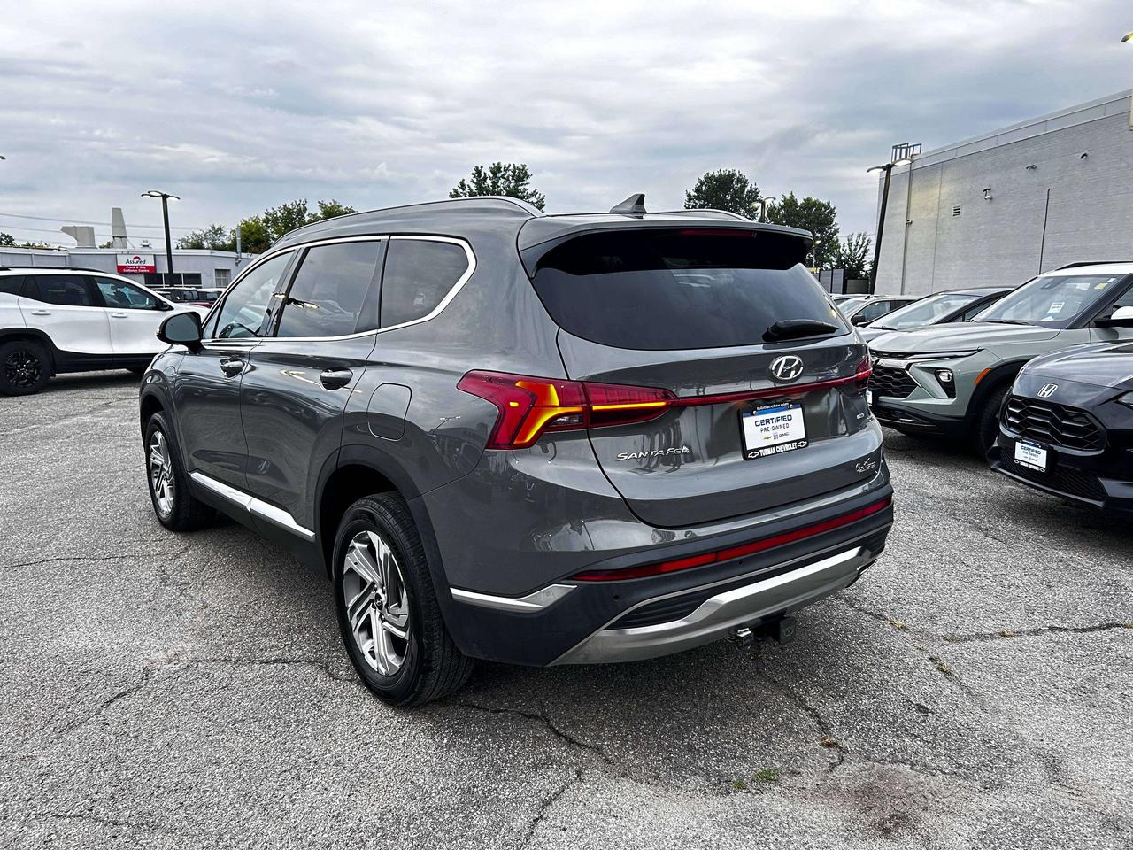 2023 Hyundai Santa Fe Preferred Photo4