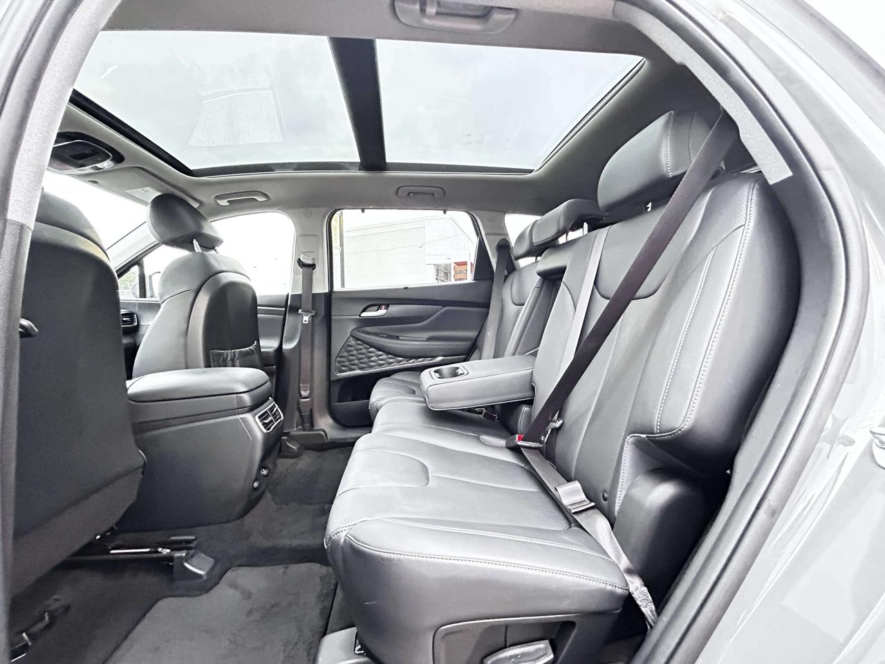 2023 Hyundai Santa Fe Preferred Photo