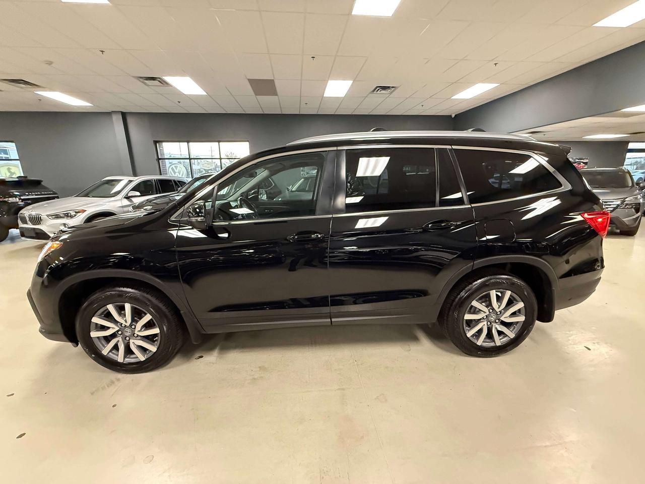 2019 Honda Pilot EX Photo1