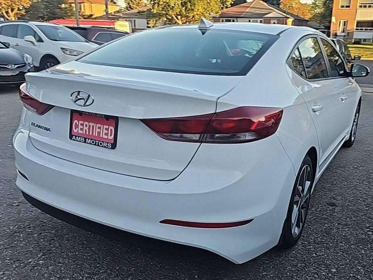 2017 Hyundai Elantra GLS Photo
