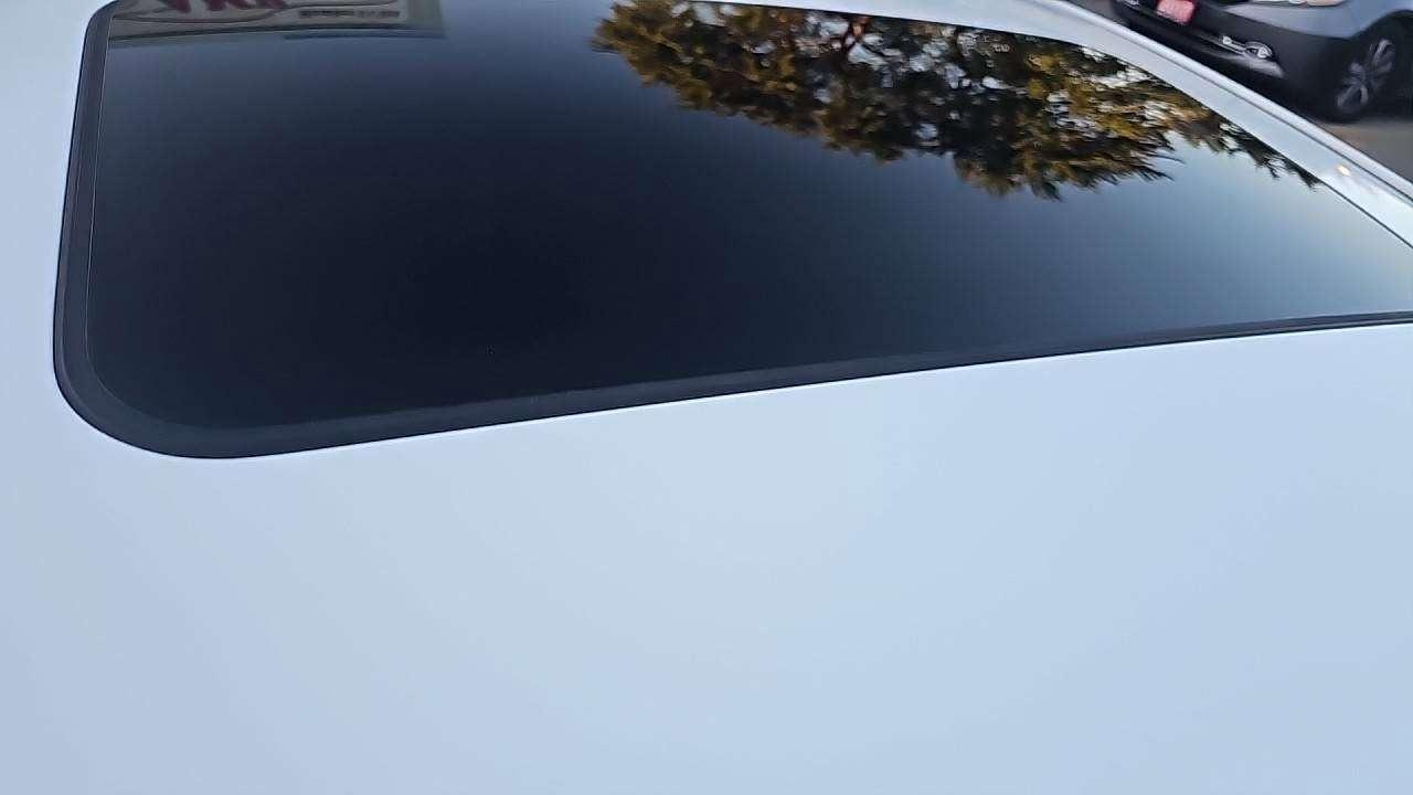 2017 Hyundai Elantra GLS Photo