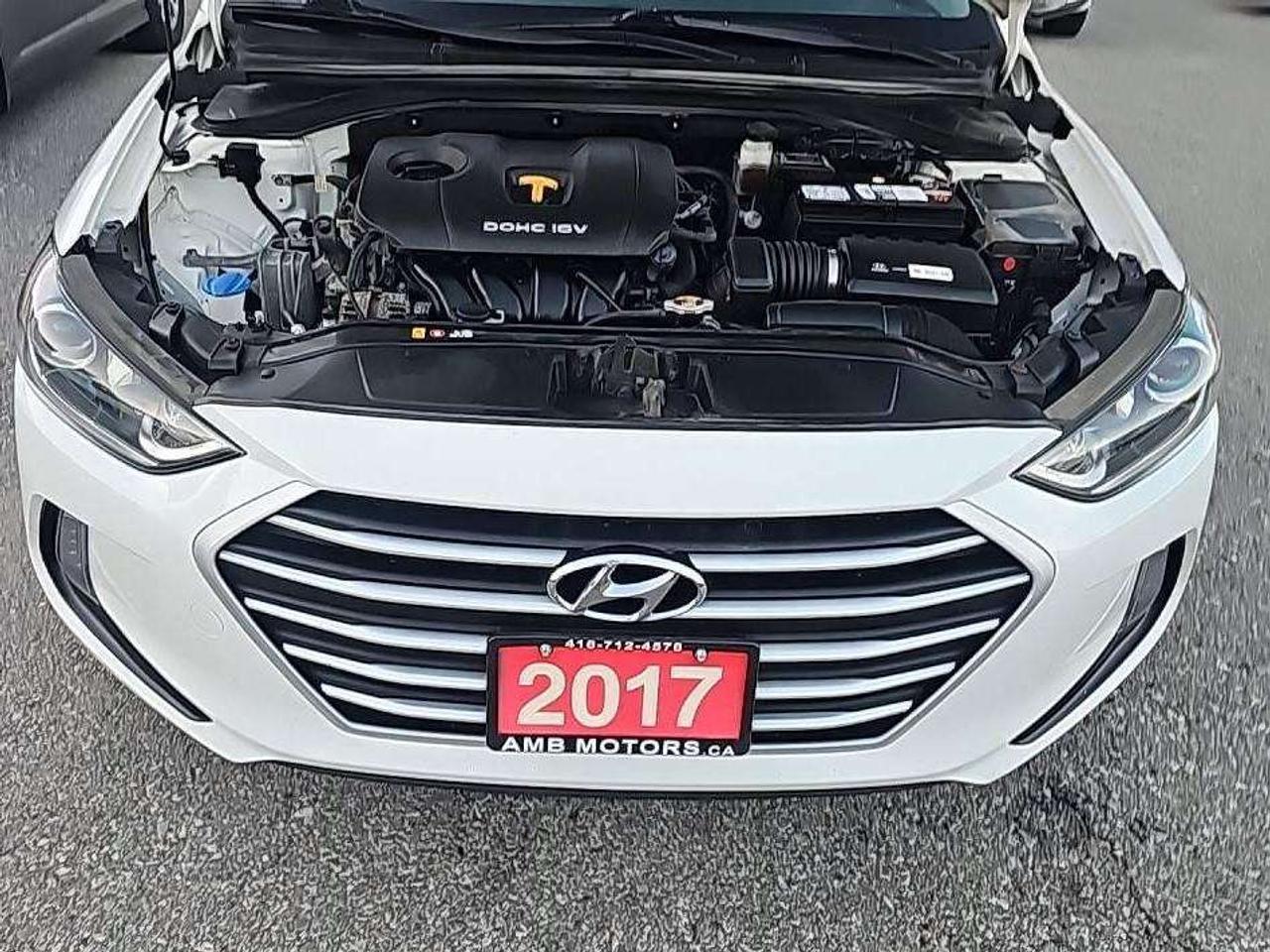 2017 Hyundai Elantra GLS Photo