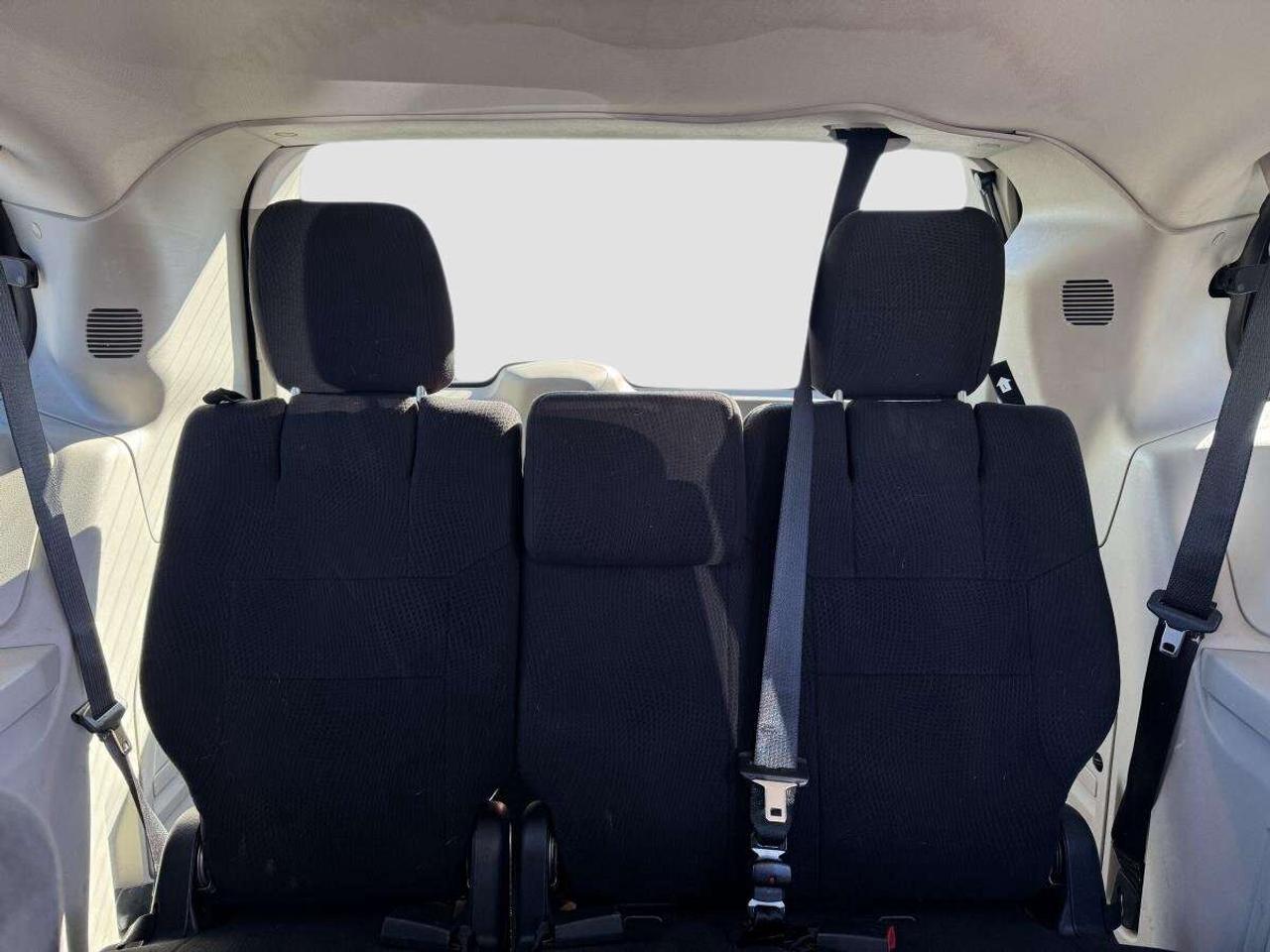 2011 Chrysler Town & Country 4dr Wgn Touring - AS IS Photo