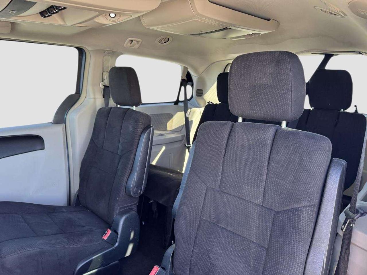 2011 Chrysler Town & Country 4dr Wgn Touring - AS IS Photo