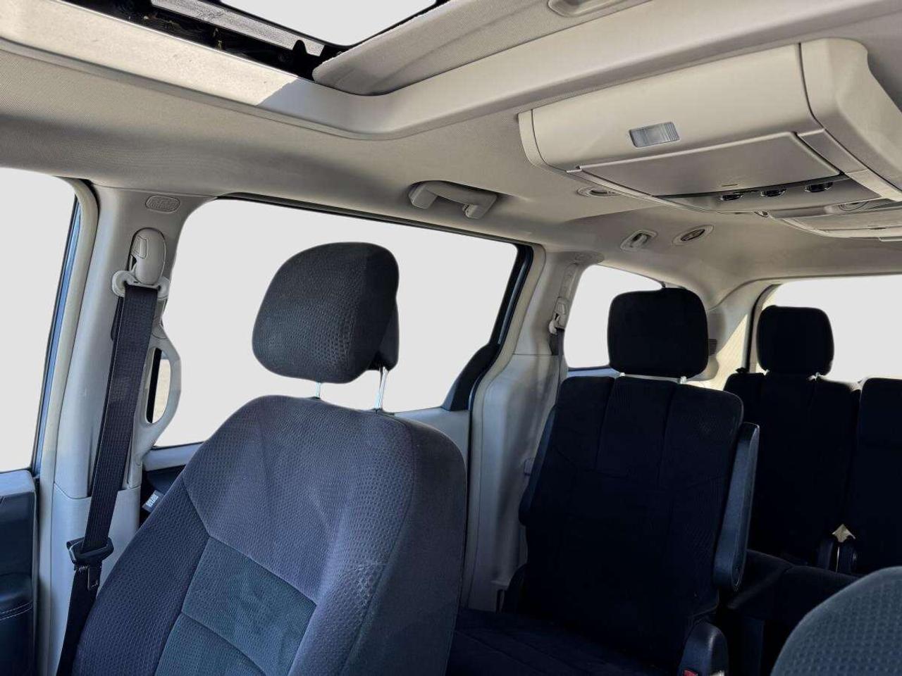 2011 Chrysler Town & Country 4dr Wgn Touring - AS IS Photo