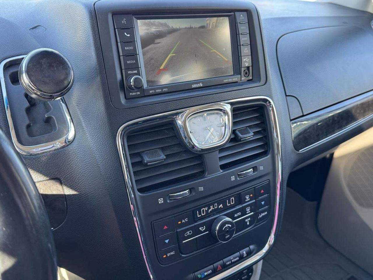 2011 Chrysler Town & Country 4dr Wgn Touring - AS IS Photo