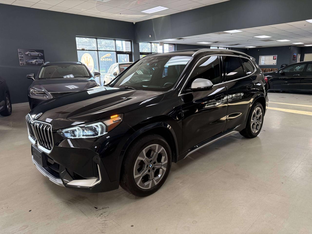 2023 BMW X1 xDrive**PREMIUM ENHANCE**HEADS UP HK SOUND Photo0