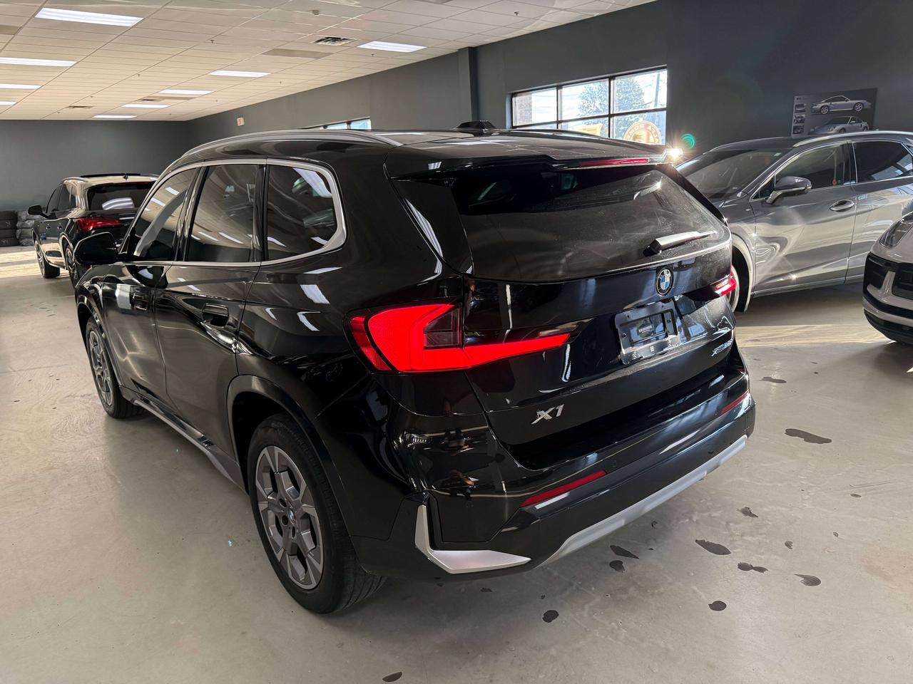 2023 BMW X1 xDrive**PREMIUM ENHANCE**HEADS UP HK SOUND Photo