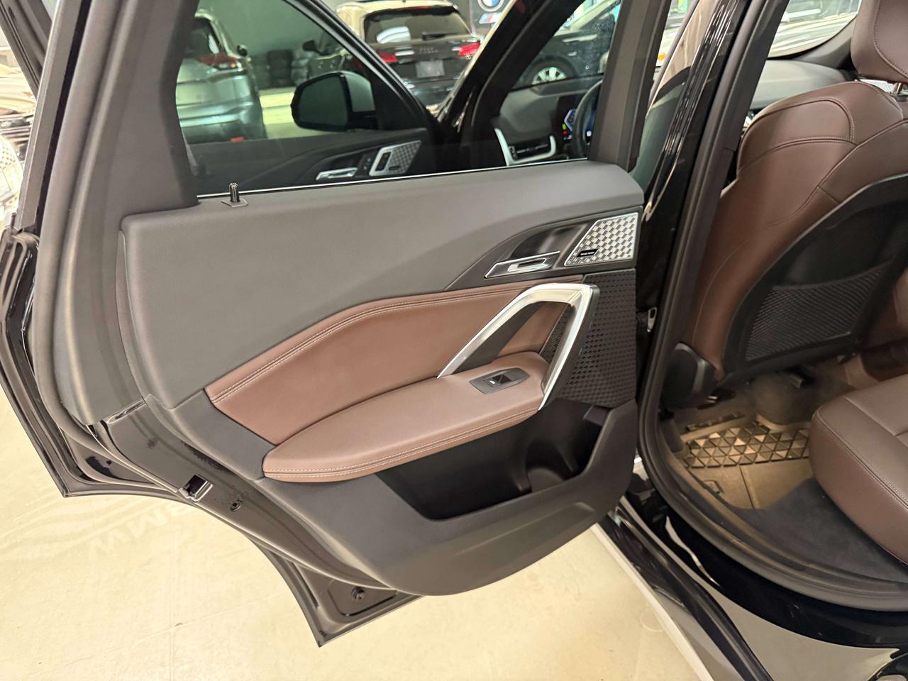 2023 BMW X1 xDrive**PREMIUM ENHANCE**HEADS UP HK SOUND Photo