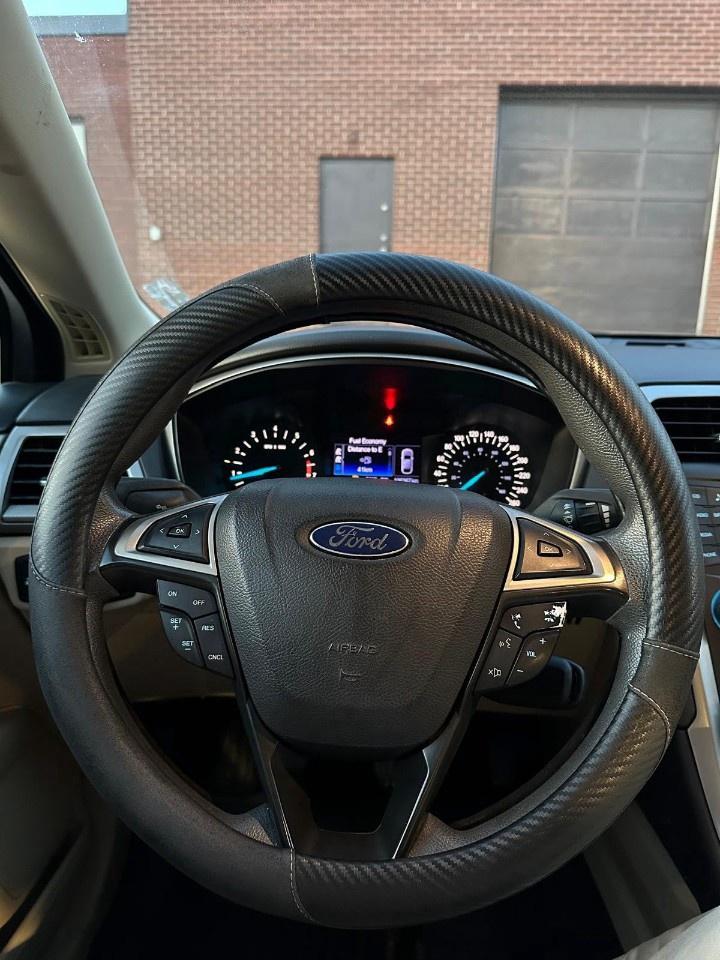 2013 Ford Fusion 4dr Sdn SE FWD Photo