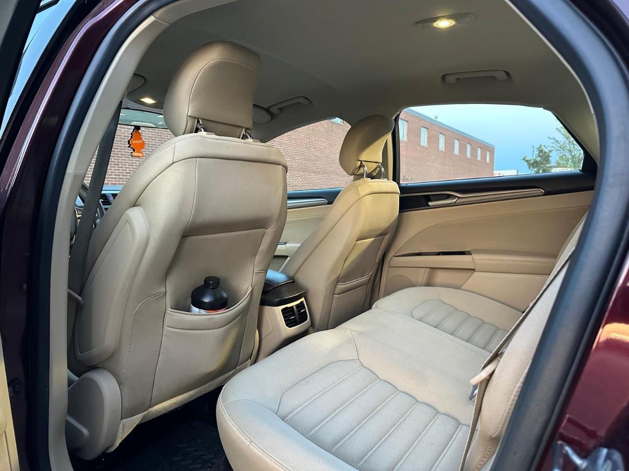 2013 Ford Fusion 4dr Sdn SE FWD Photo