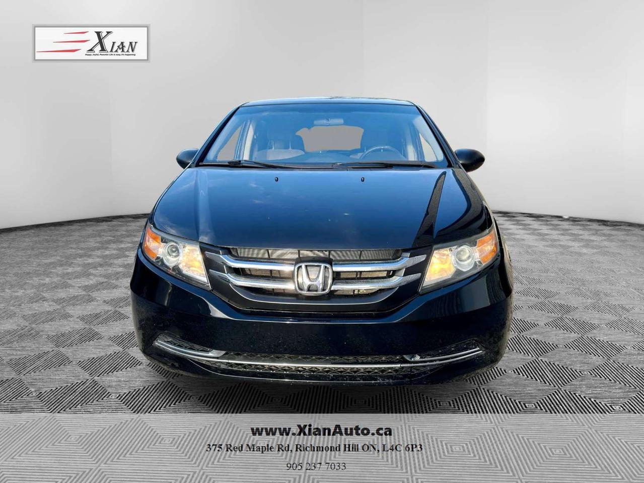 2016 Honda Odyssey LX Photo1