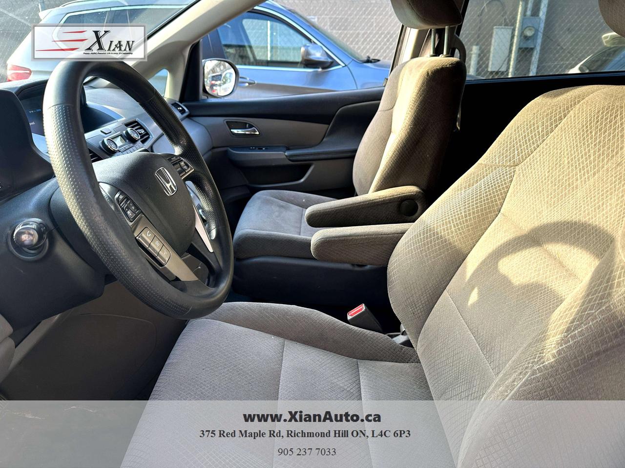 2016 Honda Odyssey LX Photo