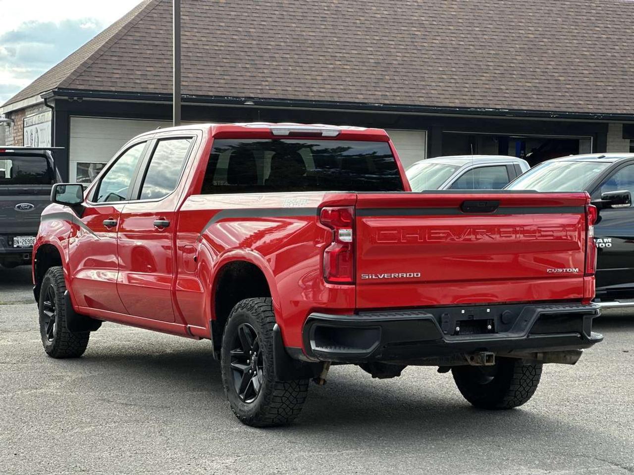 2019 Chevrolet Silverado 1500 Custom Trail Boss W/Z71 Photo