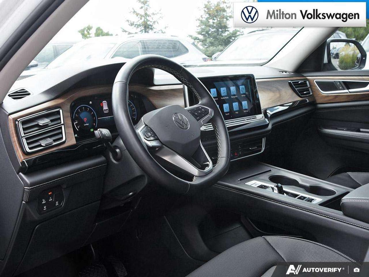 2024 Volkswagen Atlas Comfortline 2.0 TSI 4MOTION Photo