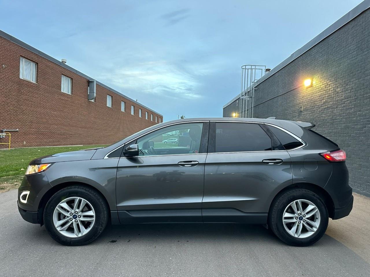 2016 Ford Edge 4DR SEL FWD Photo3