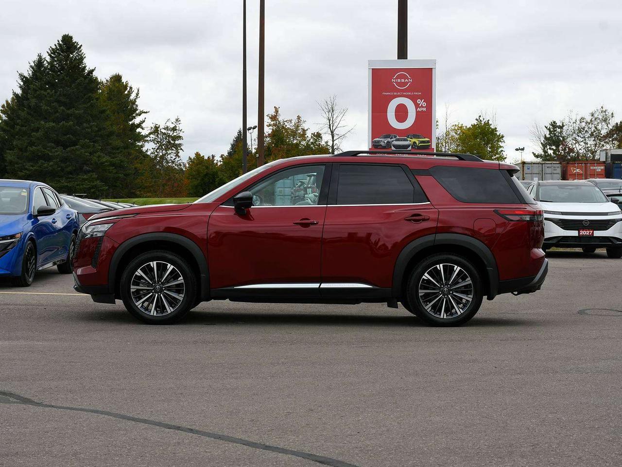 2026 Nissan Pathfinder Platinum  - Certified Photo2