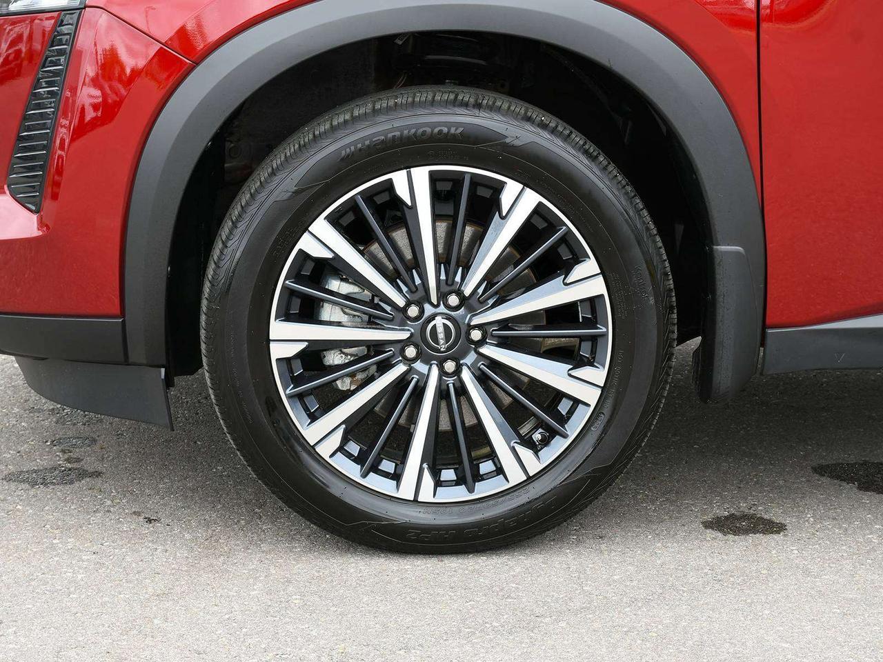 2026 Nissan Pathfinder Platinum  - Certified Photo