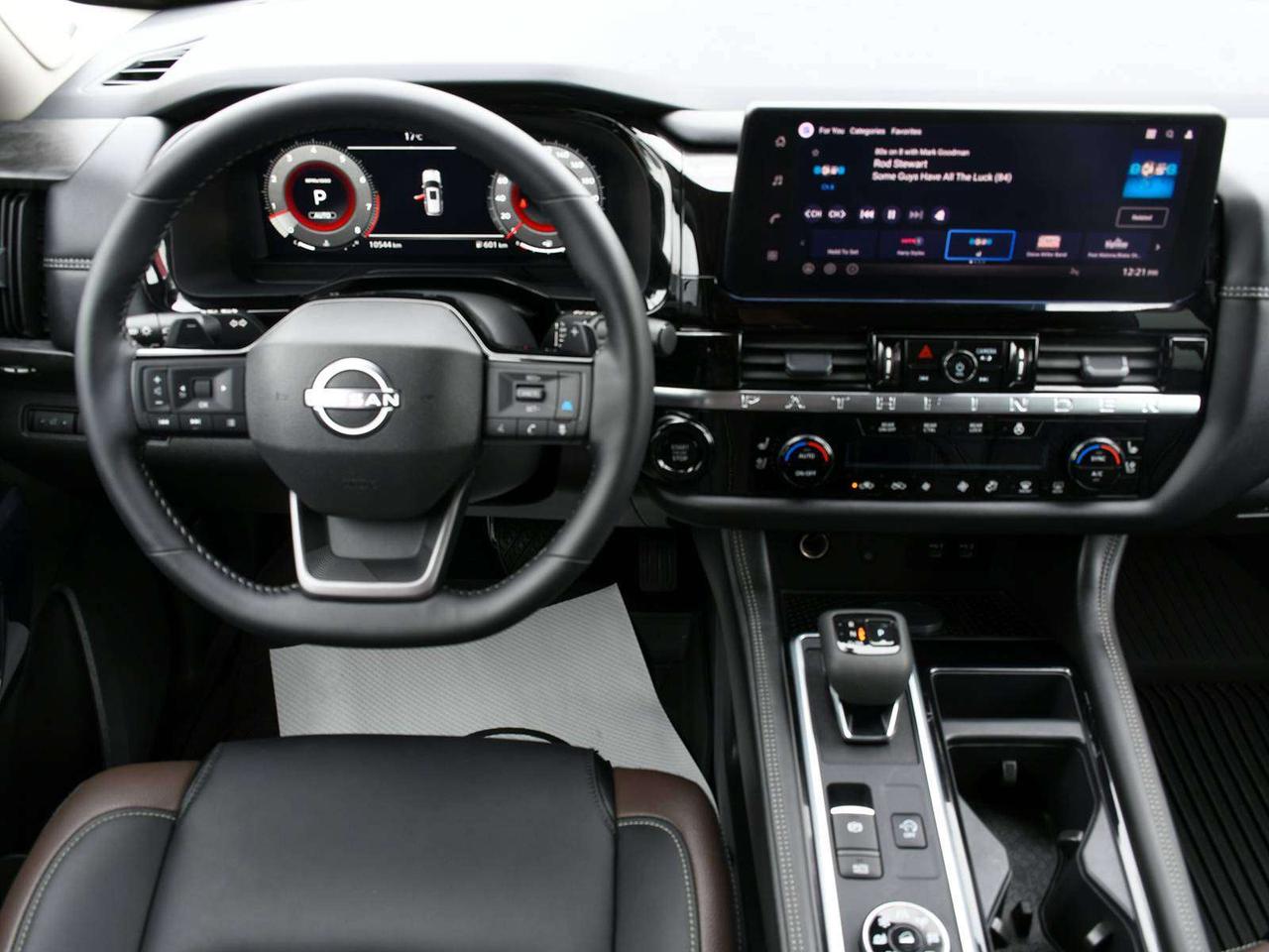 2026 Nissan Pathfinder Platinum  - Certified Photo