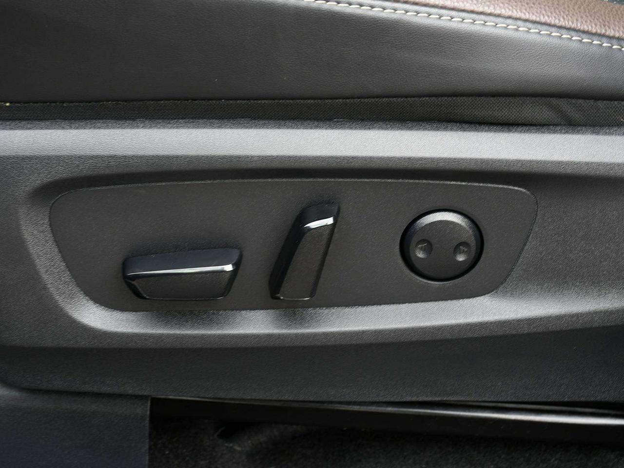 2026 Nissan Pathfinder Platinum  - Certified Photo