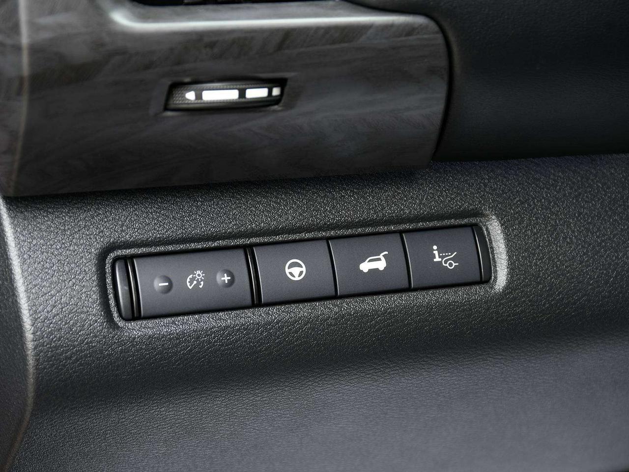 2026 Nissan Pathfinder Platinum  - Certified Photo