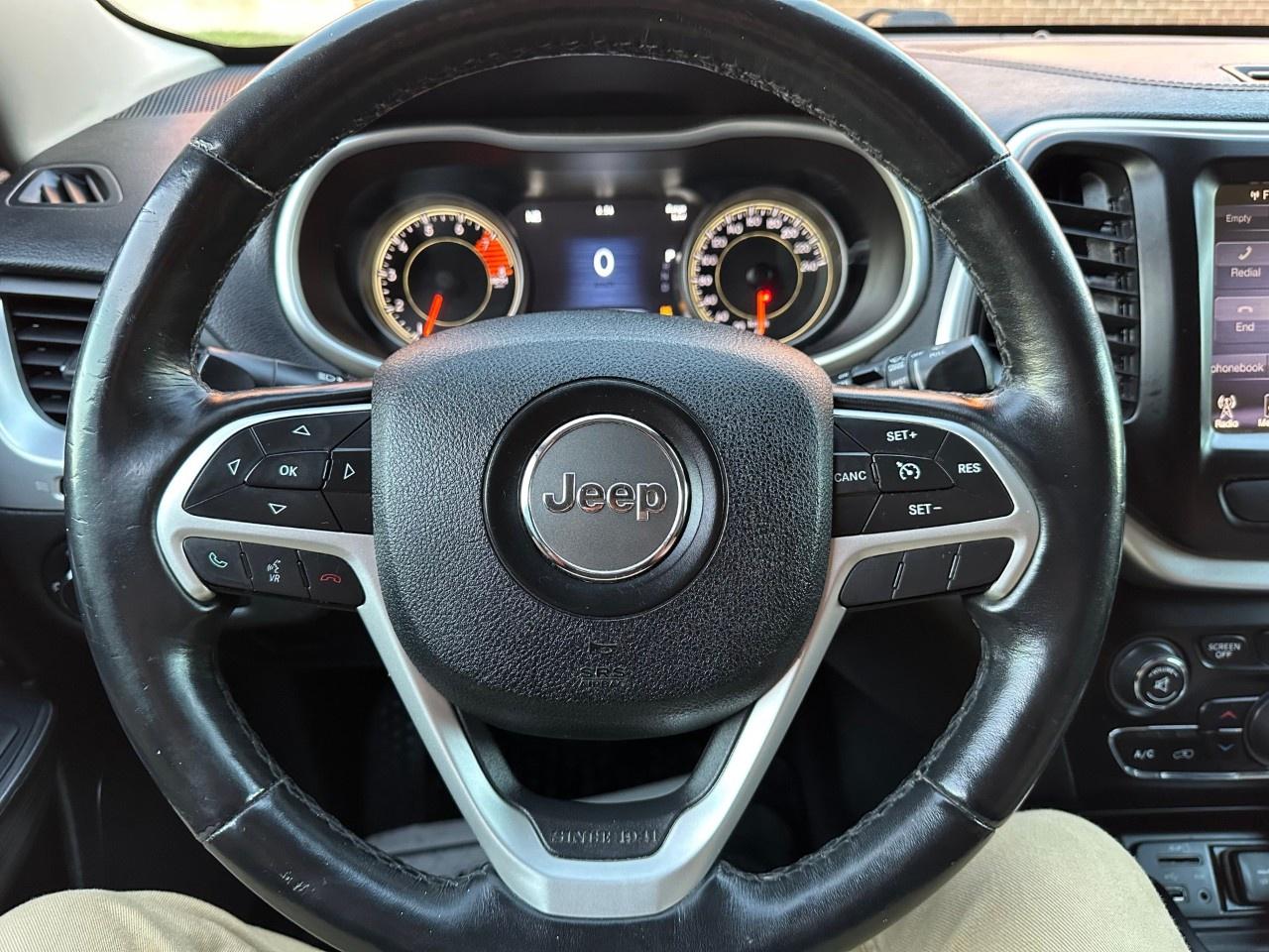 2016 Jeep Cherokee 4WD 4Dr Limited Photo