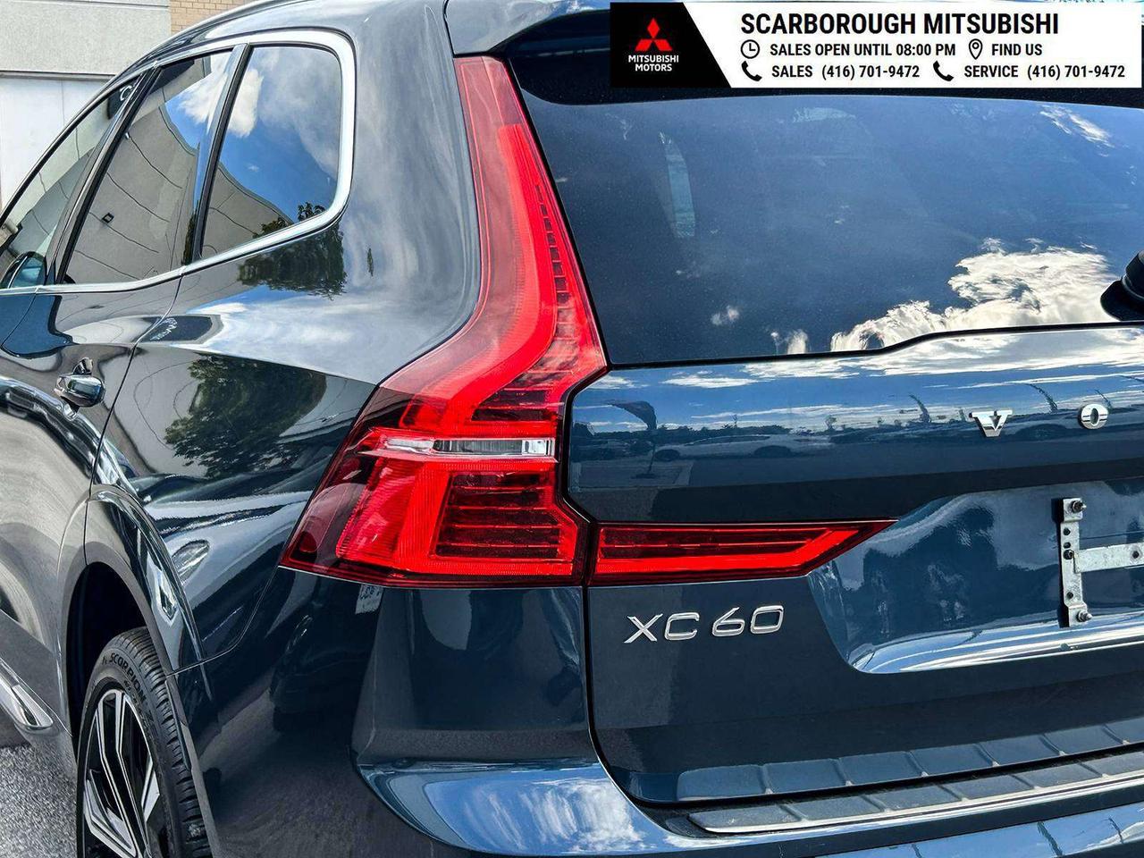 2023 Volvo XC60 Ultimate bright theme I heated steeling wheel  . Photo