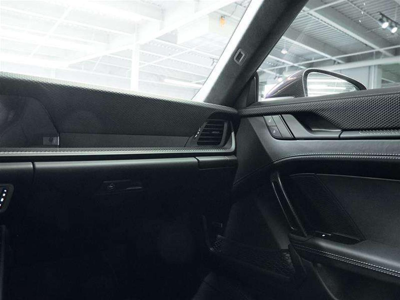 2025 Porsche 911 GT3 Coupe with Touring Package Photo