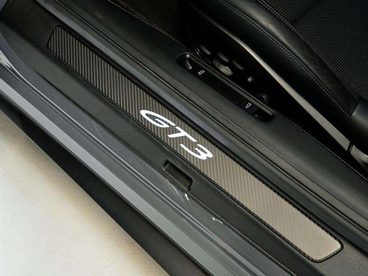 2025 Porsche 911 GT3 Coupe with Touring Package Photo