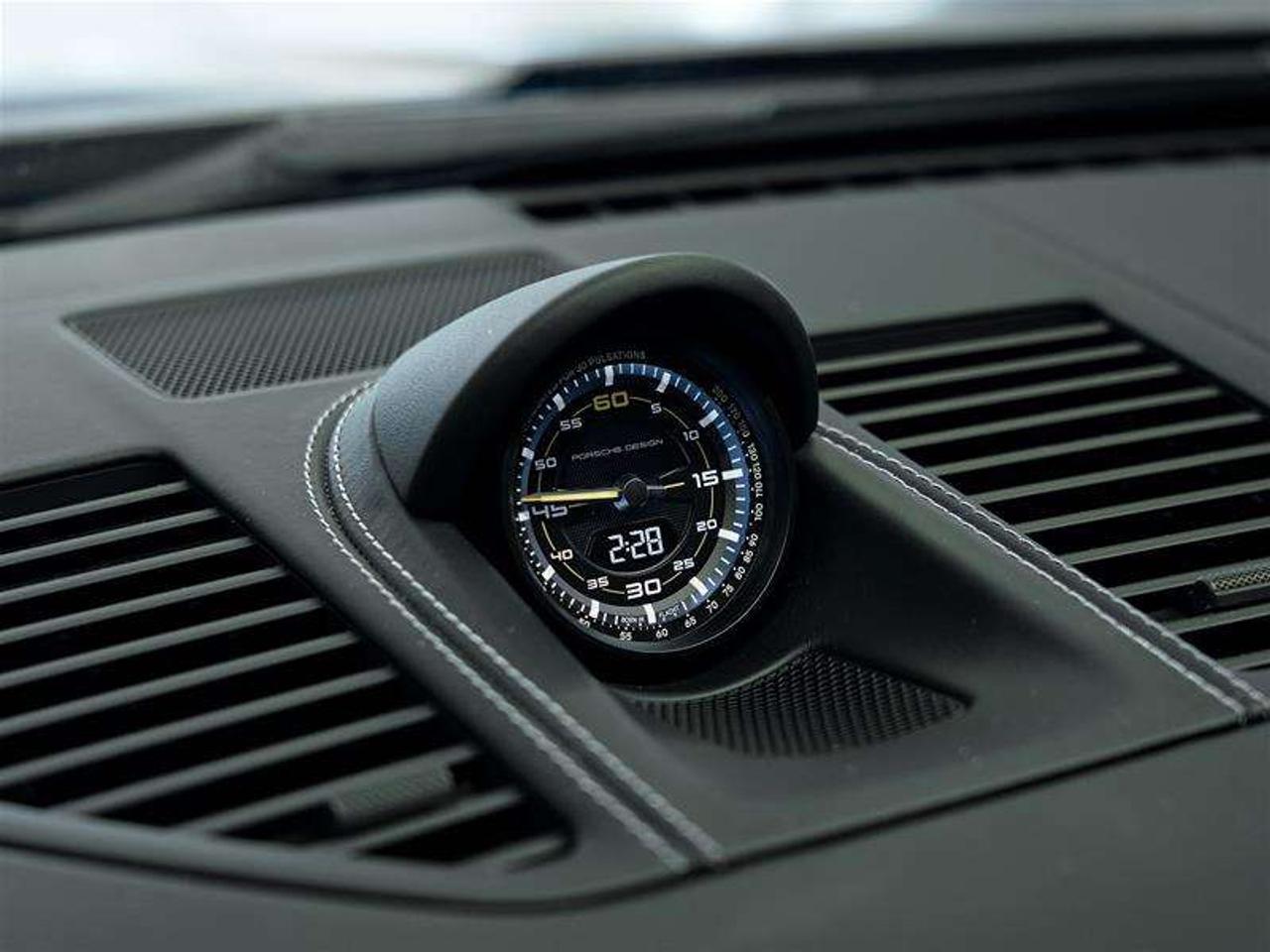 2025 Porsche 911 GT3 Coupe with Touring Package Photo