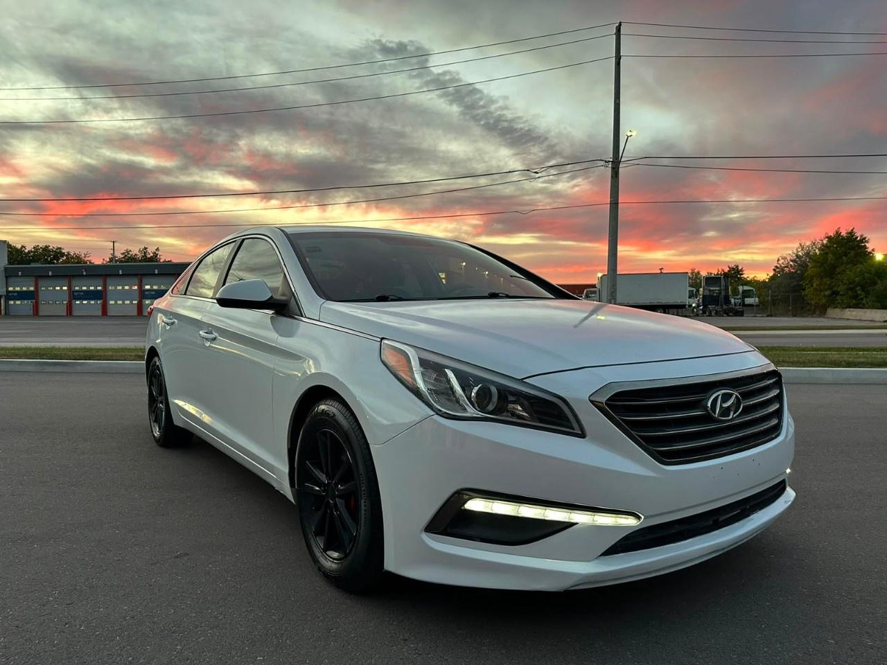 2017 Hyundai Sonata 4dr Sdn 2.4L Auto GL Photo0