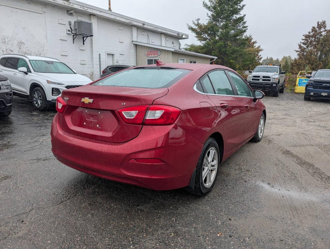 2018 Chevrolet Cruze LT Auto 4dr Sedan Photo