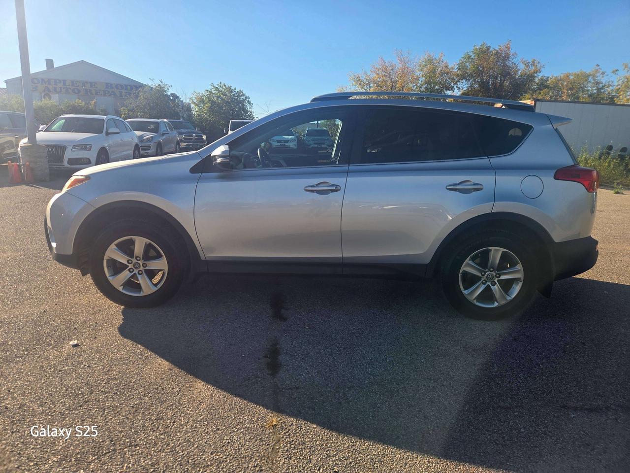 2015 Toyota RAV4 XLE Photo