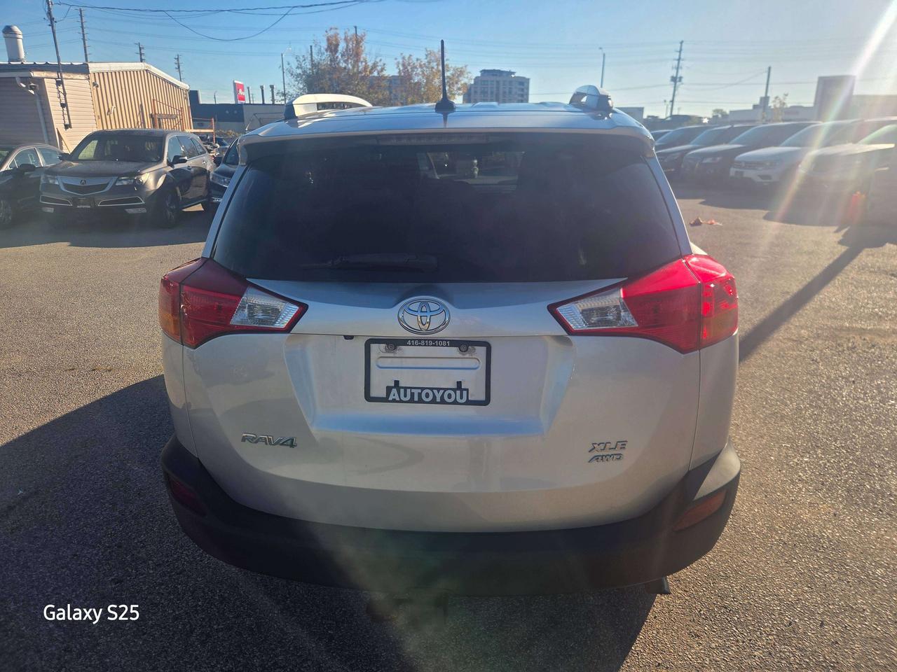 2015 Toyota RAV4 XLE Photo