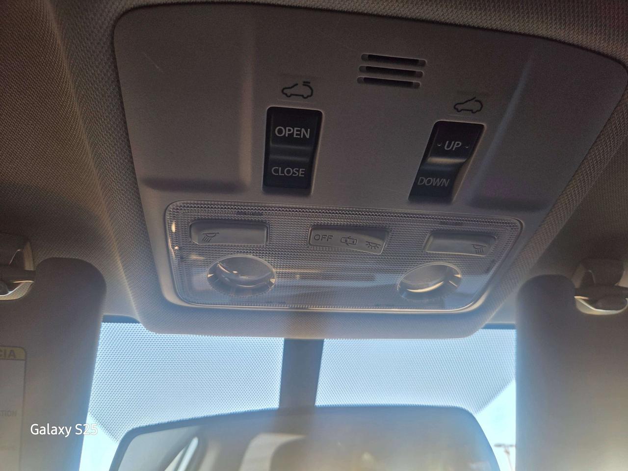 2015 Toyota RAV4 XLE Photo