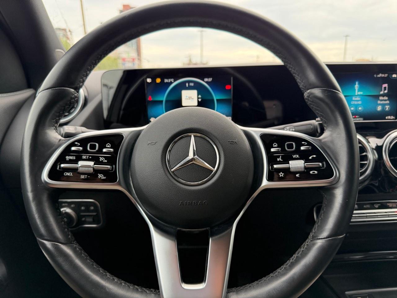 2021 Mercedes-Benz GLA GLA 250 4MATIC SUV Photo