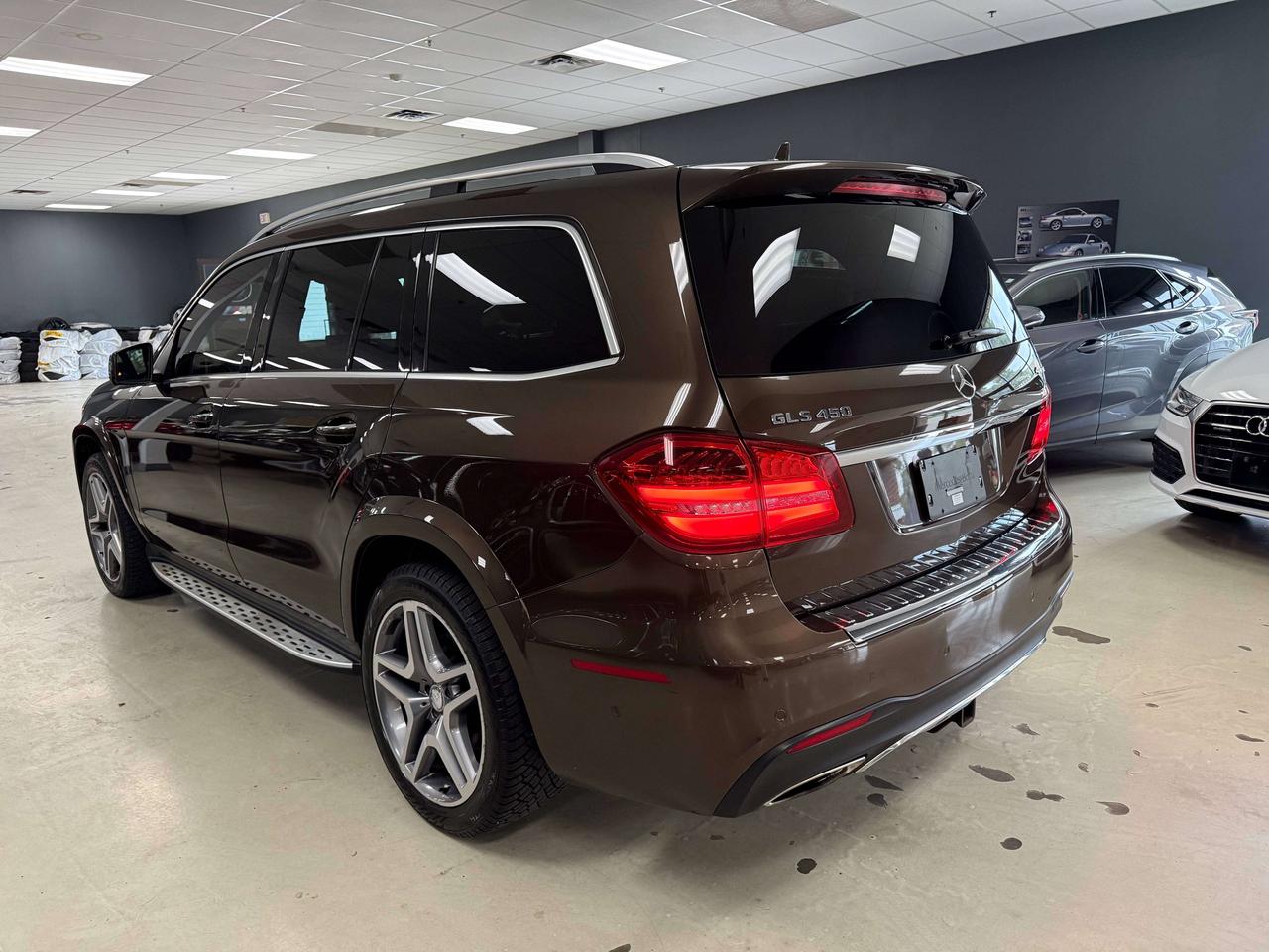 2017 Mercedes-Benz GLS AMG PKG Photo