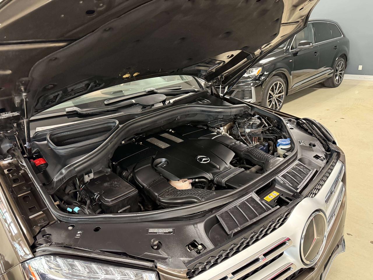 2017 Mercedes-Benz GLS AMG PKG Photo