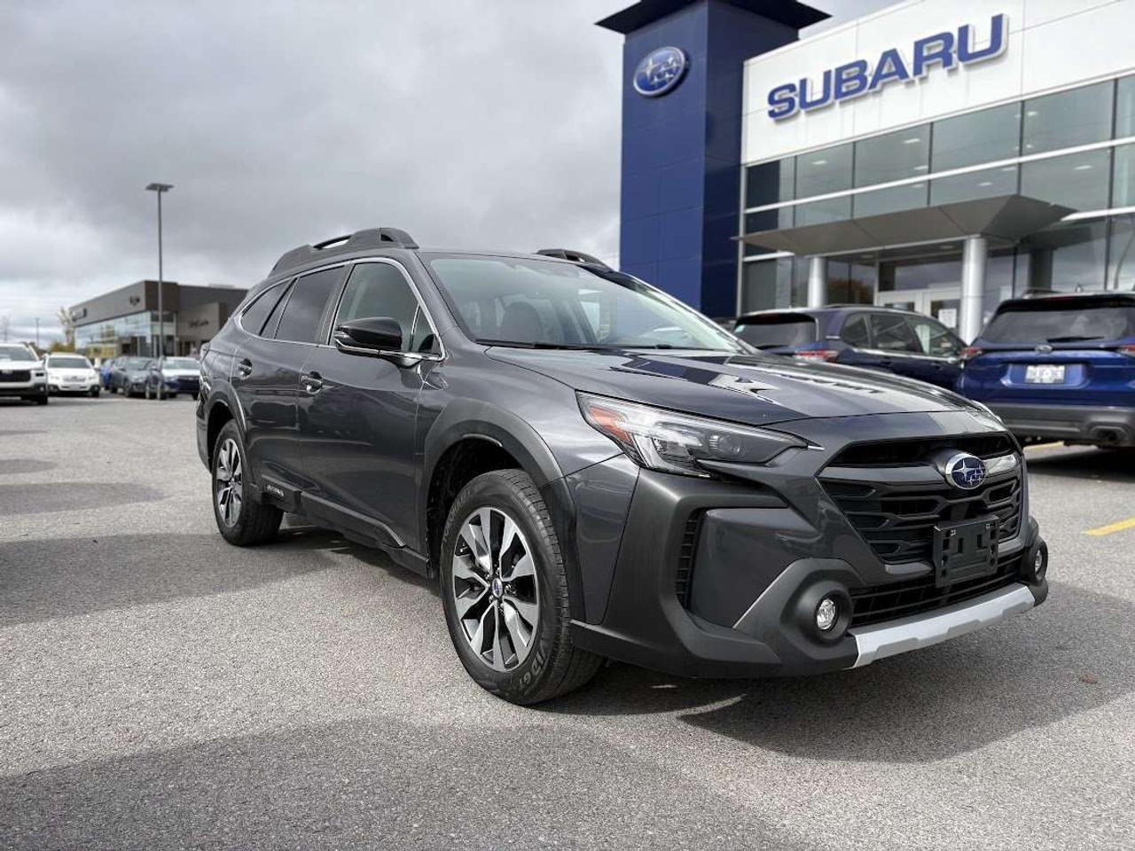 2023 Subaru Outback Limited XT Photo0