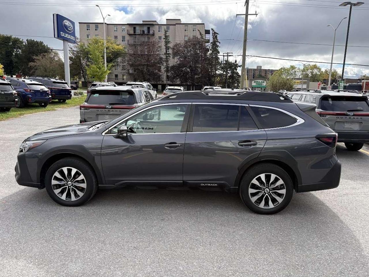2023 Subaru Outback Limited XT Photo