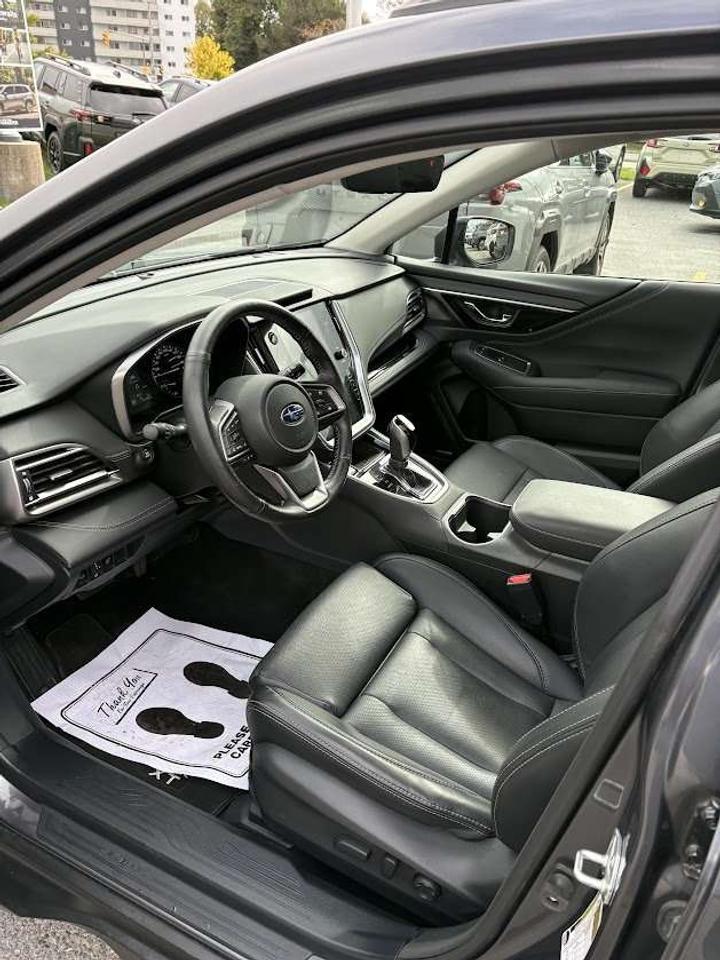 2023 Subaru Outback Limited XT Photo