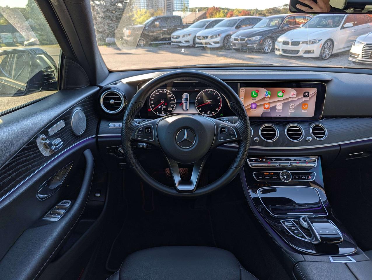 2017 Mercedes-Benz E-Class Clean CarFax   2 Keys   Winter Tire Set   7 Seats Photo