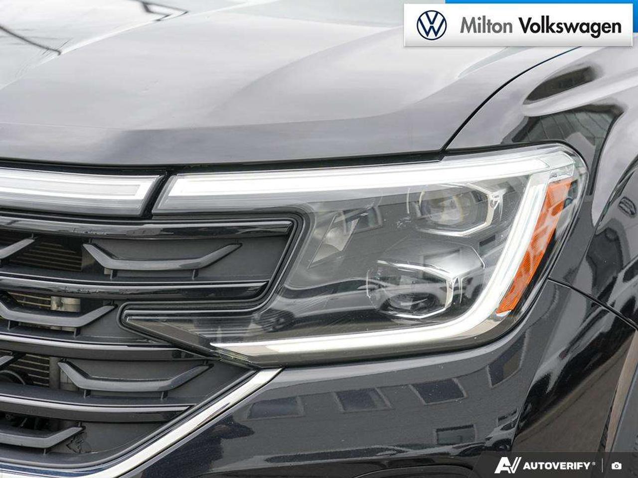 2025 Volkswagen Atlas Execline 2.0 TSI 4MOTION FULLY LOADED!   CLEAN CARFAX   CPO   APPLE CARPLAY/ANDROID *AUTO*   LEATHER SEATING Photo