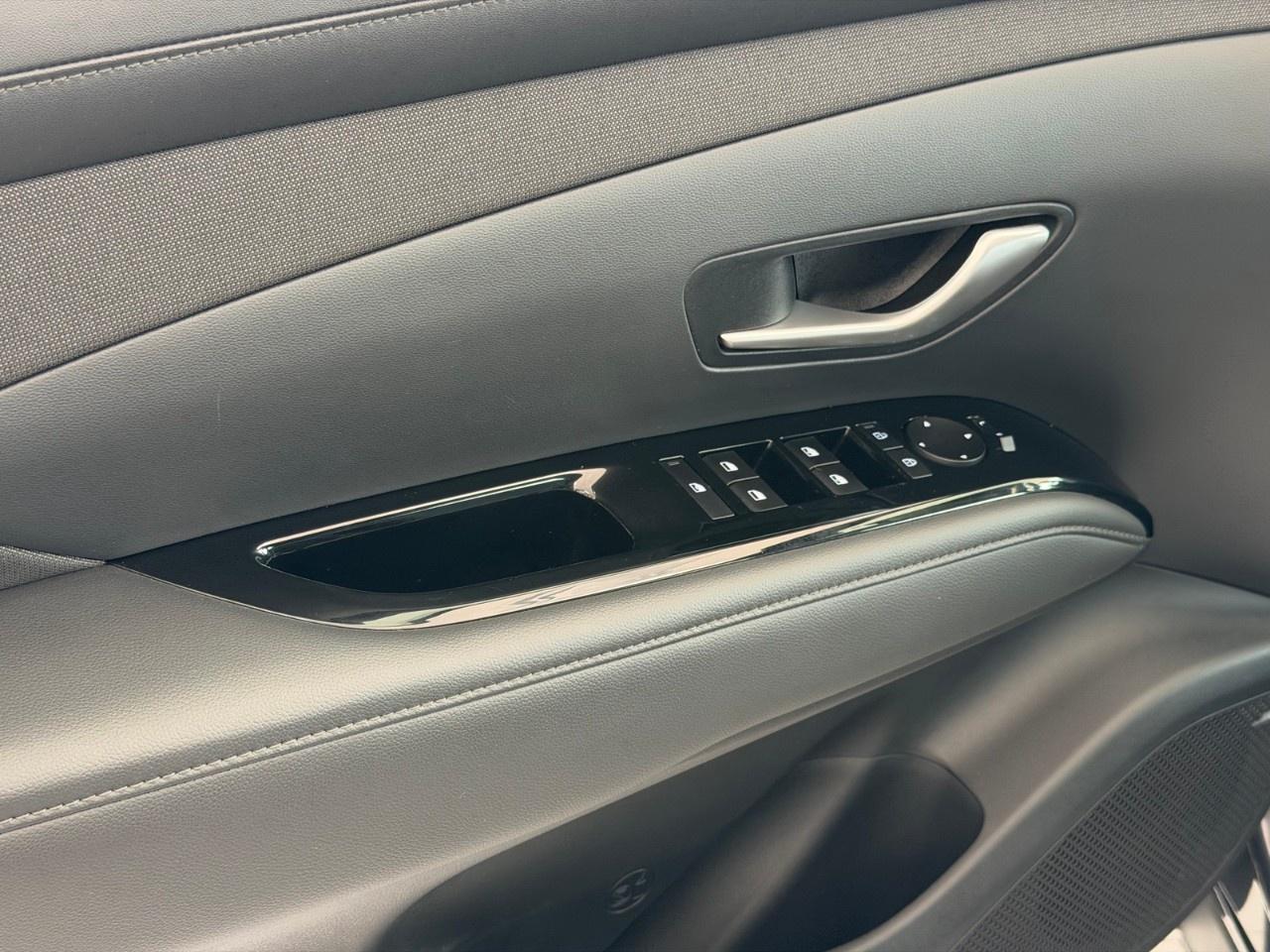 2025 Hyundai Tucson Plug-In Hybrid Ultimate AWD Photo